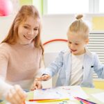 SEO-optimierter Alt-Tag zu "Schreiben einer Bewerbung für ein Praktikum im Kindergarten"